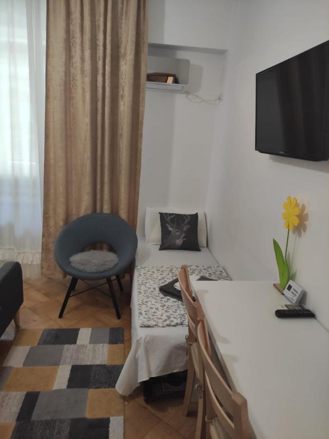 Nice Studio In Old Town Bucarest Exterior foto